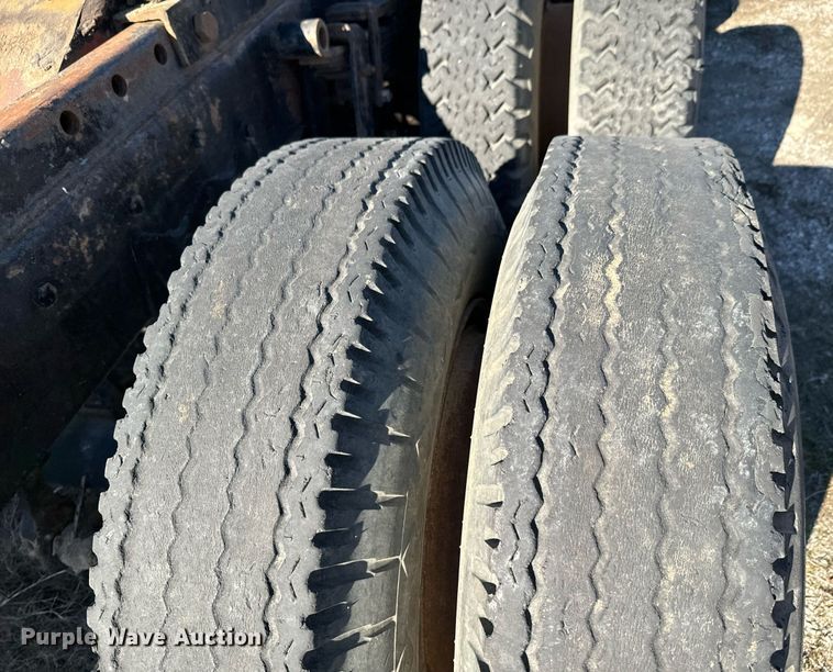 image for item OJ9430 1951 GMC 650 semi truck