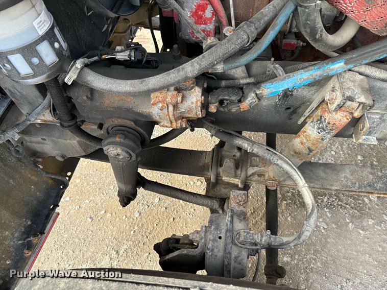 image for item OJ9437 2007 International 9900i semi truck