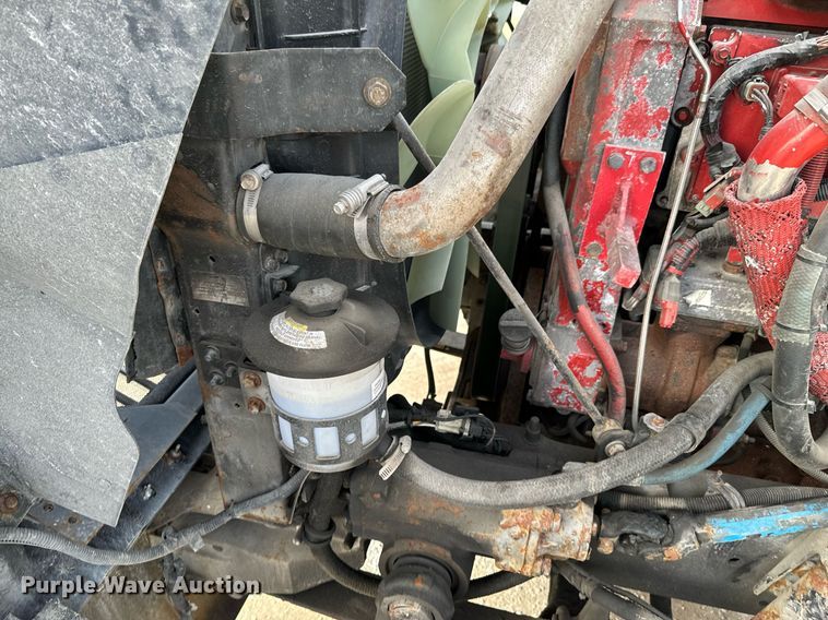 image for item OJ9437 2007 International 9900i semi truck