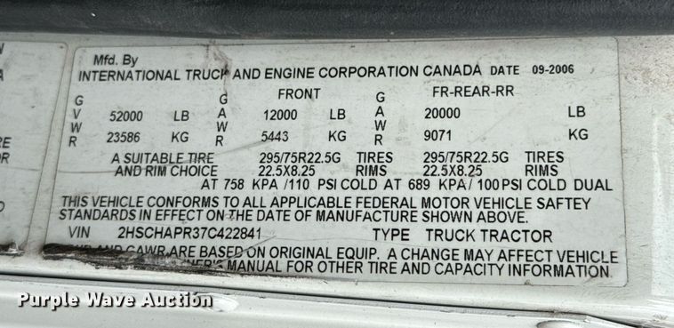 image for item OJ9437 2007 International 9900i semi truck