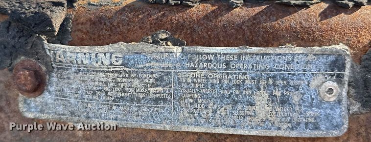 image for item OM9787 1990 International  F9370 semi truck