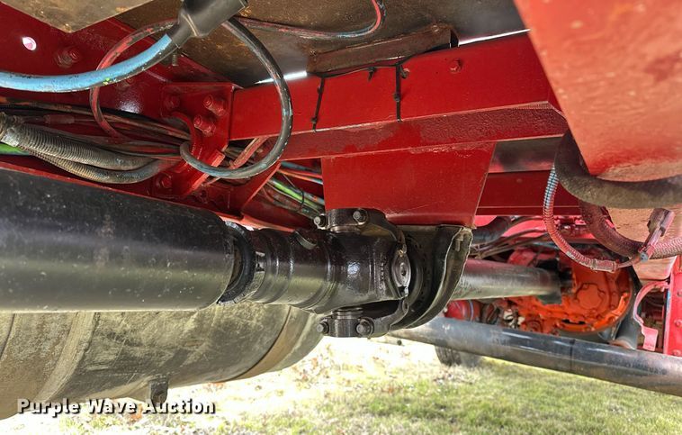 image for item OM9835 1999 Peterbilt  379 semi truck