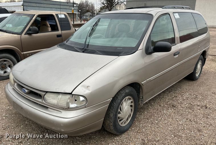 image for item DH1928 1995 Ford Windstar van