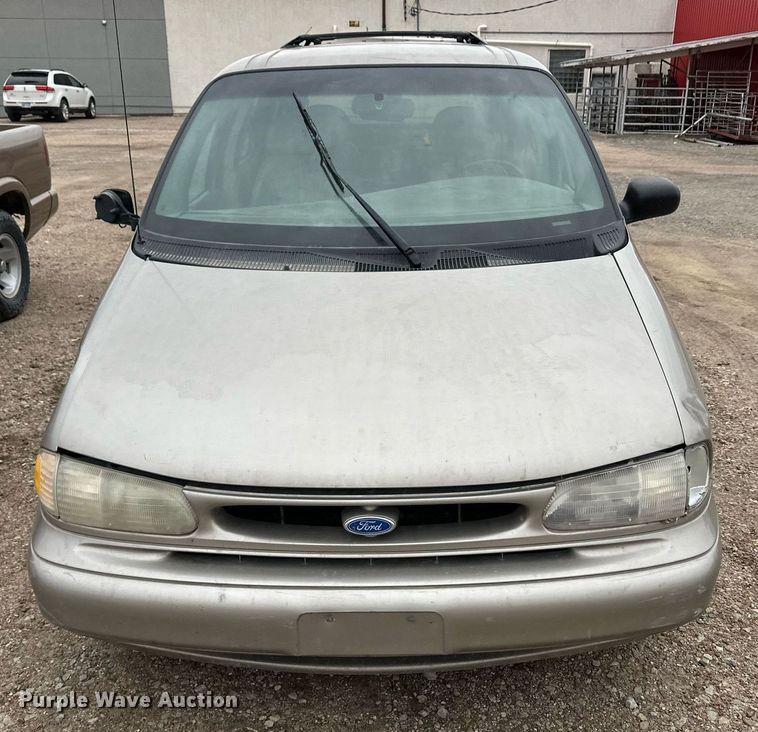 image for item DH1928 1995 Ford Windstar van