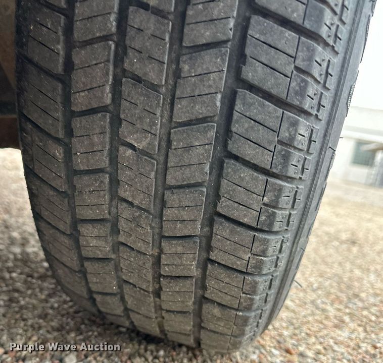 image for item DH1928 1995 Ford Windstar van