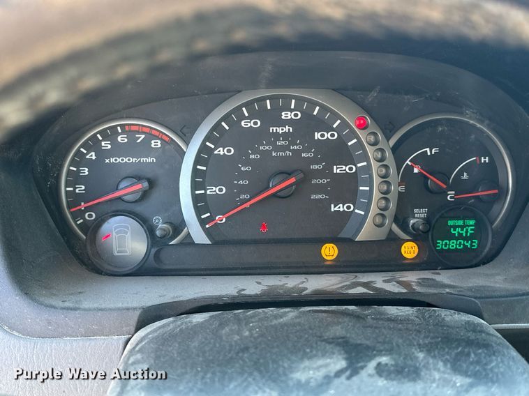 image for item DJ6238 2005 Honda  Pilot SUV