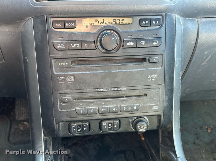 image for item DJ6238 2005 Honda  Pilot SUV