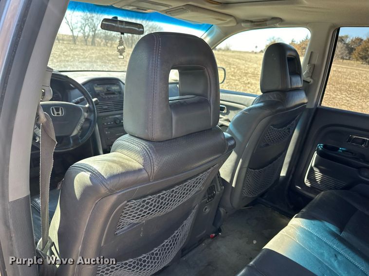 image for item DJ6238 2005 Honda  Pilot SUV