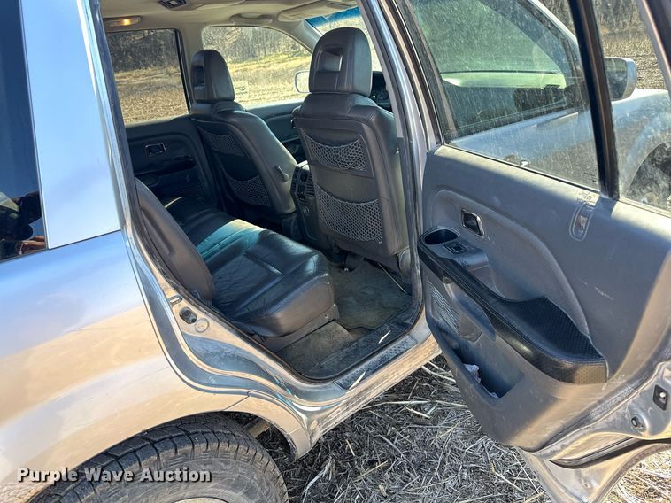 image for item DJ6238 2005 Honda  Pilot SUV