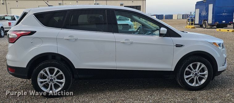 image for item DK0533 2017 Ford Escape SE SUV