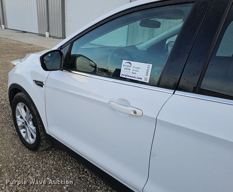 image for item DK0533 2017 Ford Escape SE SUV