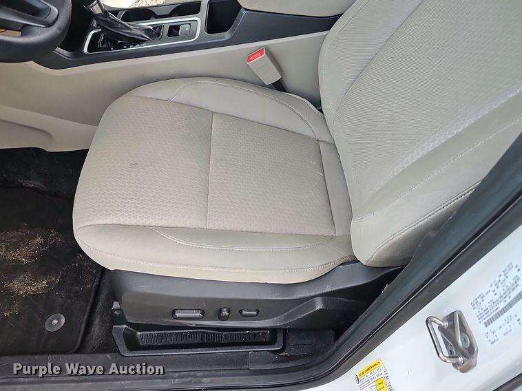 image for item DK0533 2017 Ford Escape SE SUV