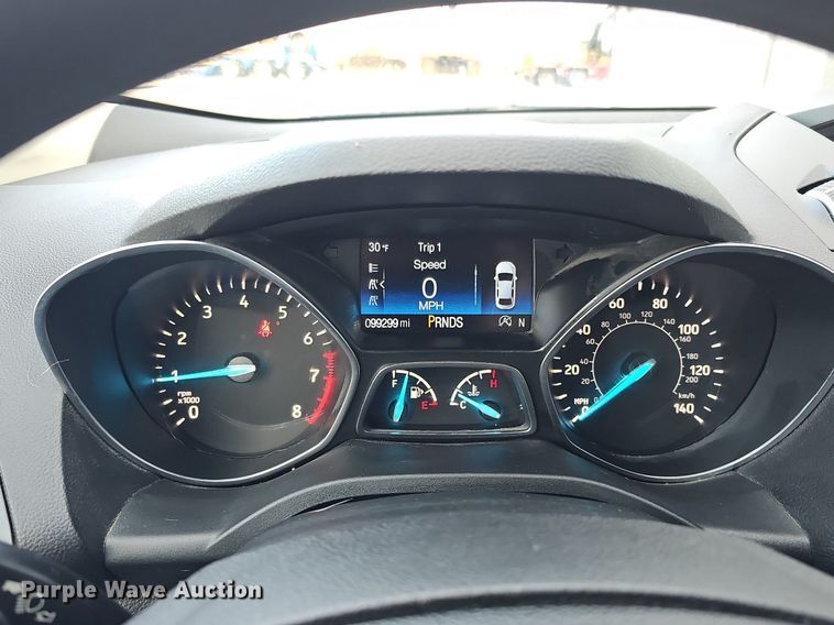 image for item DK0533 2017 Ford Escape SE SUV