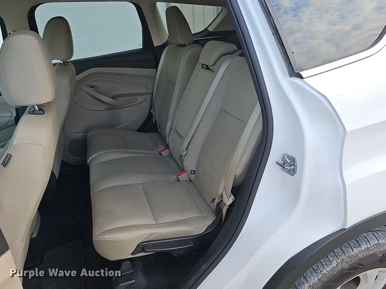 image for item DK0533 2017 Ford Escape SE SUV