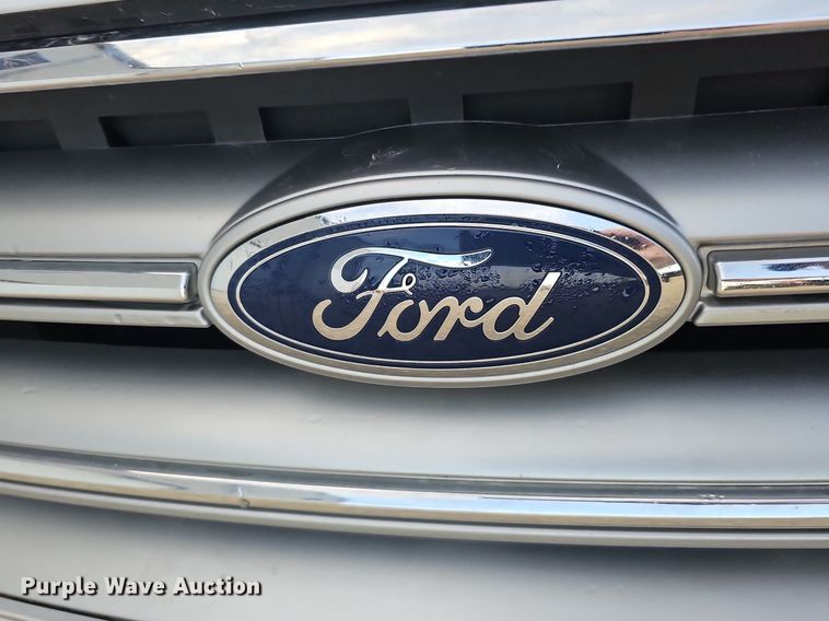 image for item DK0533 2017 Ford Escape SE SUV