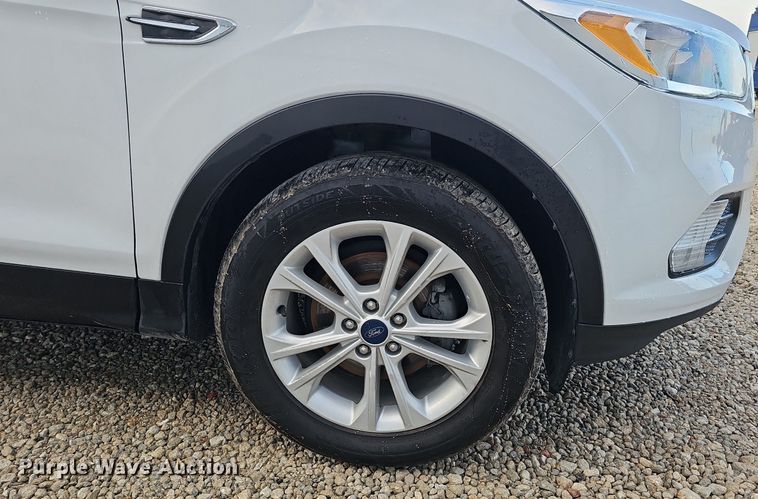 image for item DK0533 2017 Ford Escape SE SUV