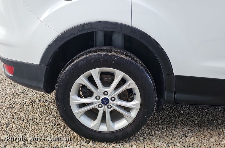 image for item DK0533 2017 Ford Escape SE SUV