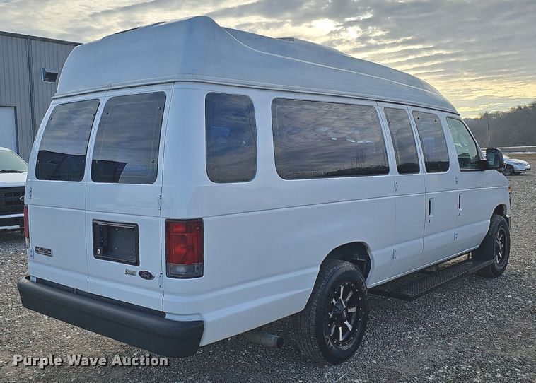 image for item DK0534 2010 Ford E350 Super Duty van
