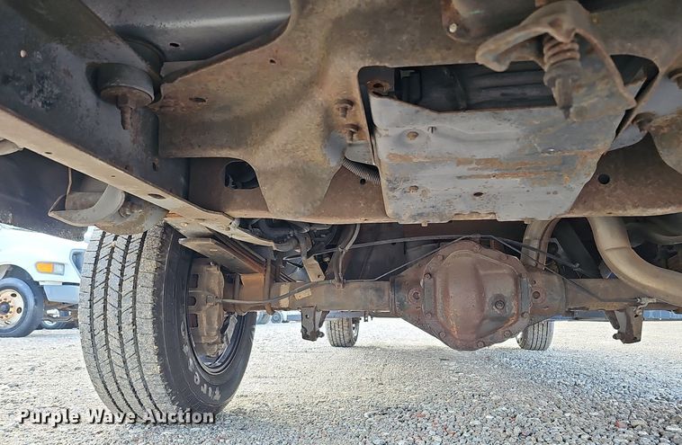 image for item DK0534 2010 Ford E350 Super Duty van