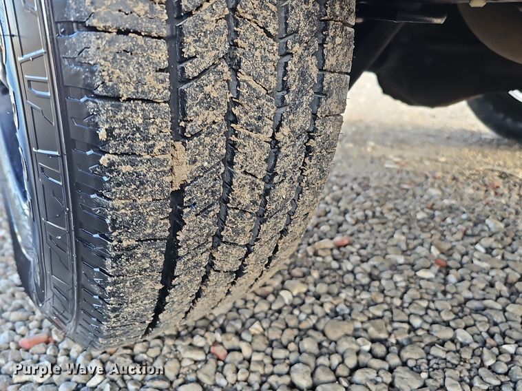 image for item DK0534 2010 Ford E350 Super Duty van