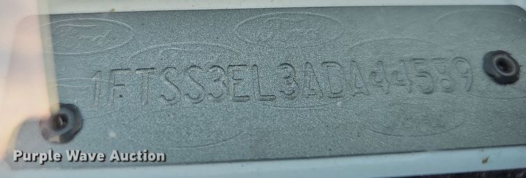 image for item DK0534 2010 Ford E350 Super Duty van