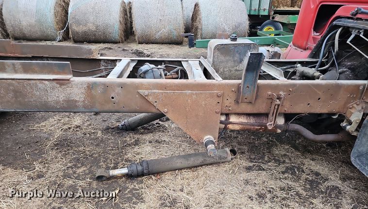 image for item DK0539 1969 Ford 700 truck cab and chassis