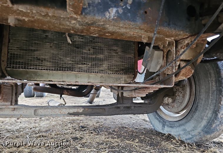 image for item DK0539 1969 Ford 700 truck cab and chassis