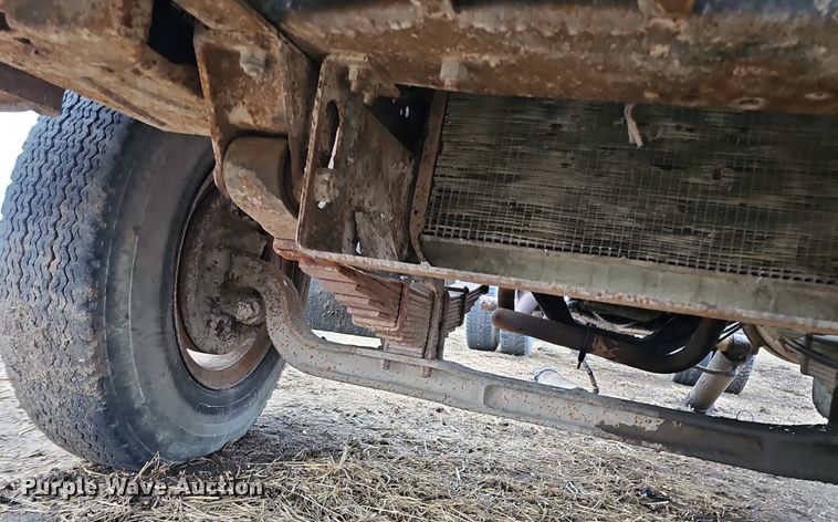 image for item DK0539 1969 Ford 700 truck cab and chassis