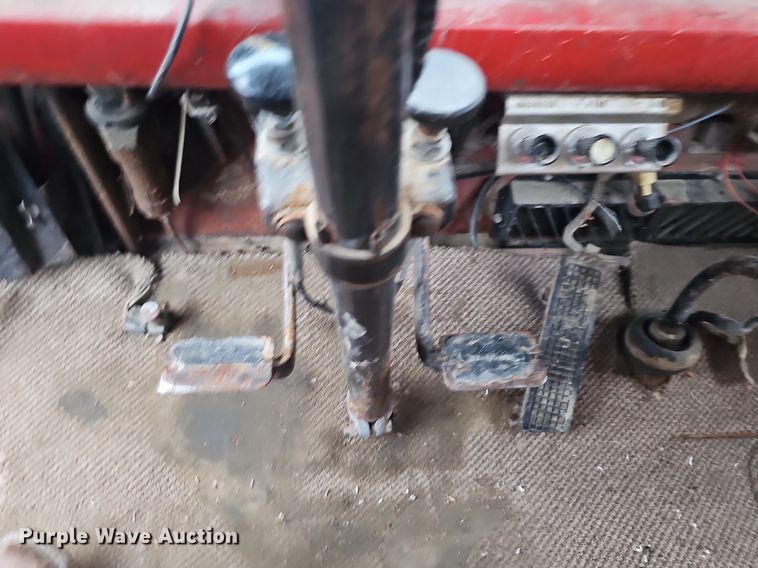 image for item DK0539 1969 Ford 700 truck cab and chassis