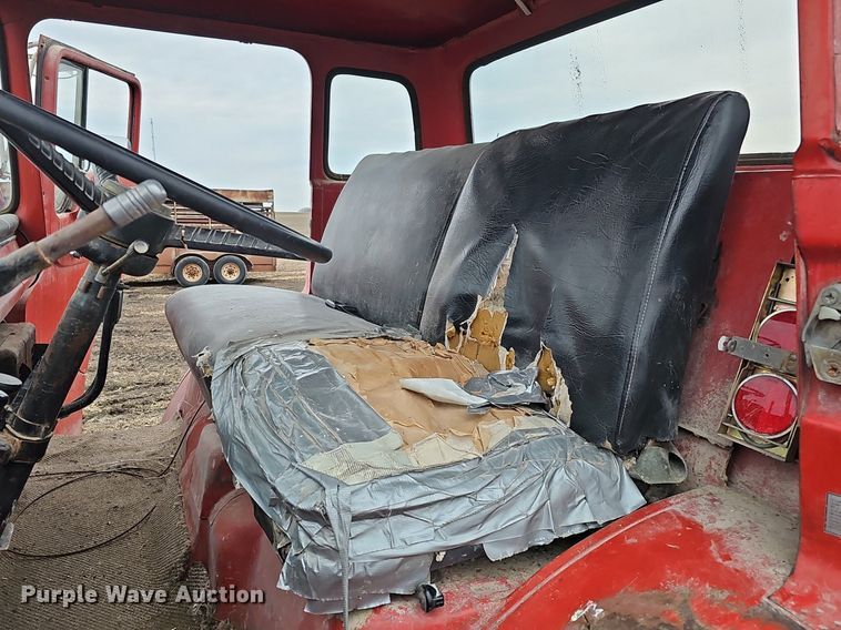 image for item DK0539 1969 Ford 700 truck cab and chassis