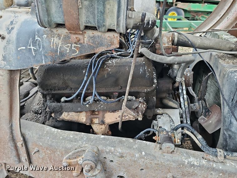 image for item DK0539 1969 Ford 700 truck cab and chassis