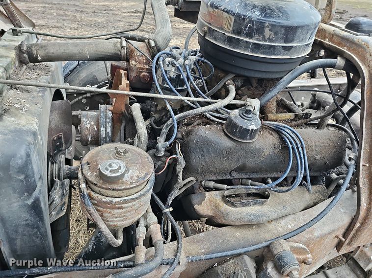 image for item DK0539 1969 Ford 700 truck cab and chassis