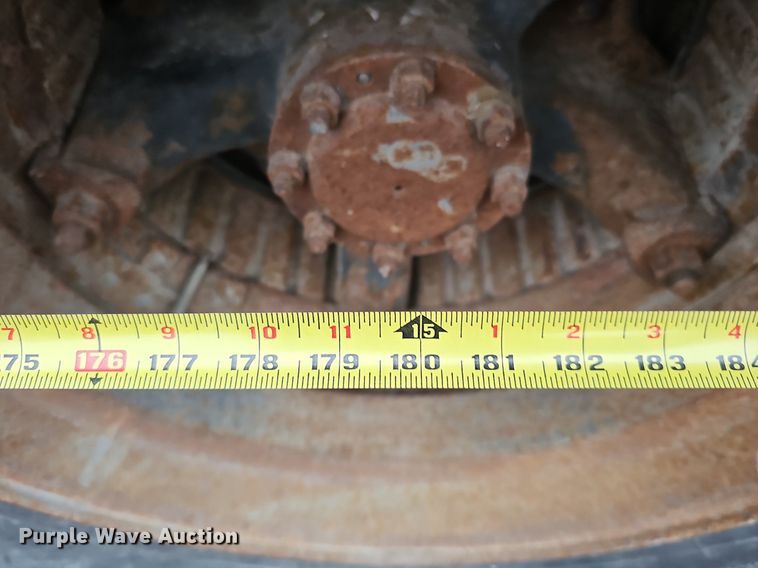 image for item DK0539 1969 Ford 700 truck cab and chassis