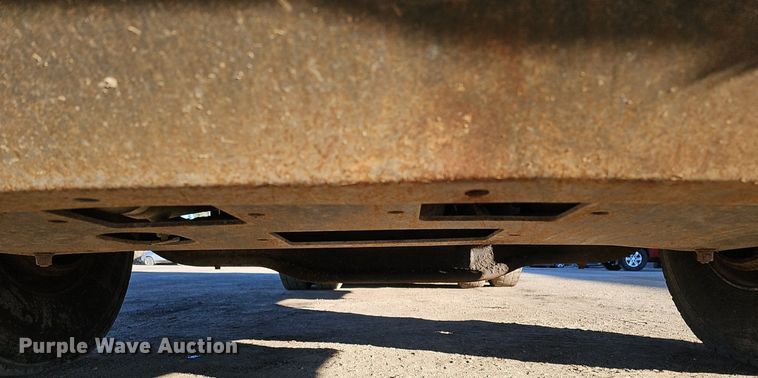 image for item DK0553 2008 Mack MRU613 refuse truck