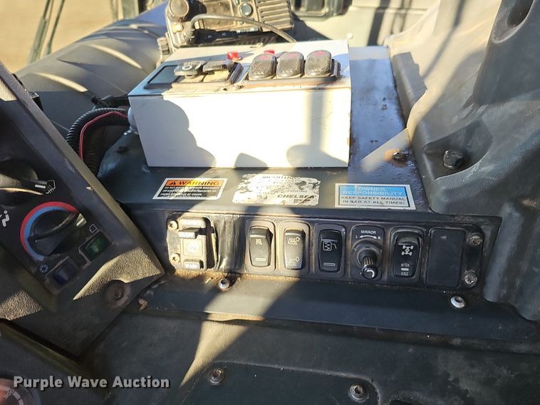 image for item DK0553 2008 Mack MRU613 refuse truck