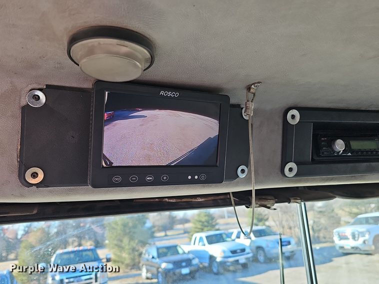 image for item DK0553 2008 Mack MRU613 refuse truck