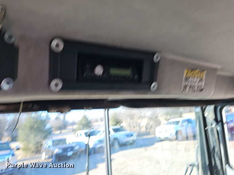 image for item DK0553 2008 Mack MRU613 refuse truck