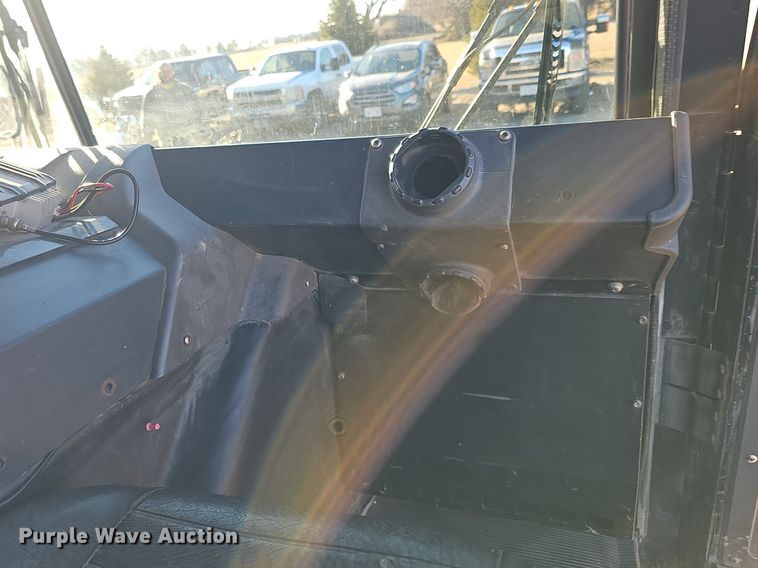 image for item DK0553 2008 Mack MRU613 refuse truck