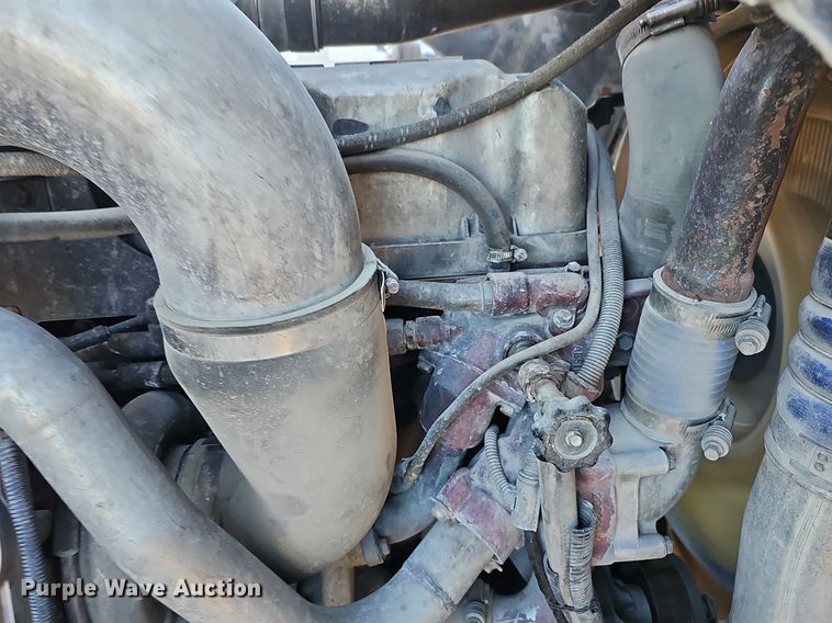 image for item DK0553 2008 Mack MRU613 refuse truck