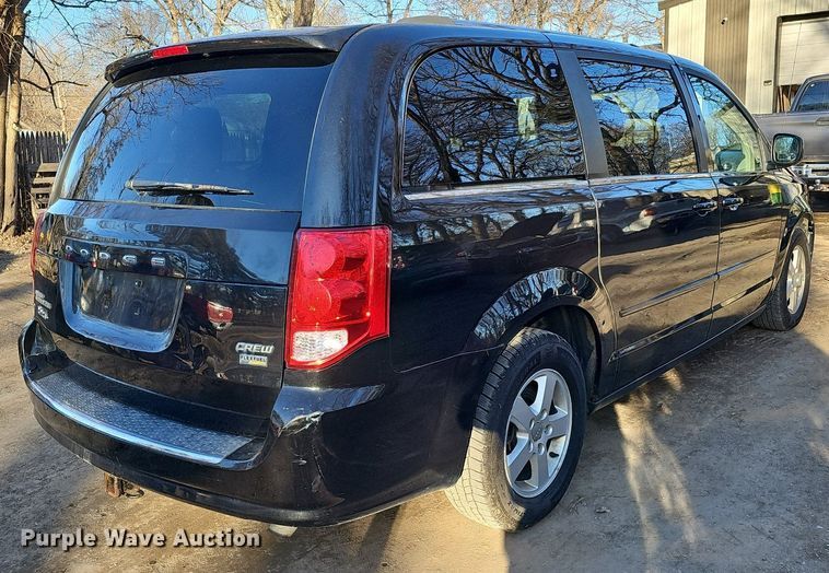 image for item DK0573 2013 Dodge Grand Caravan van