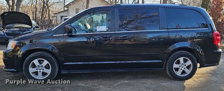 image for item DK0573 2013 Dodge Grand Caravan van