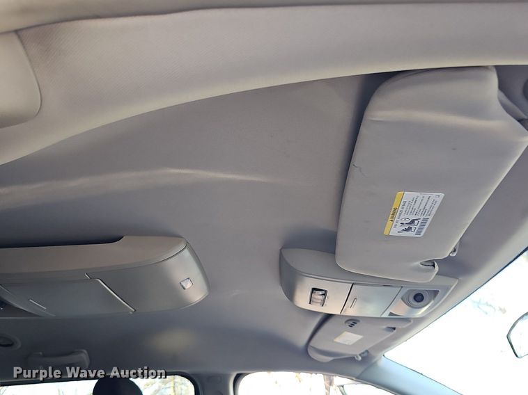 image for item DK0573 2013 Dodge Grand Caravan van