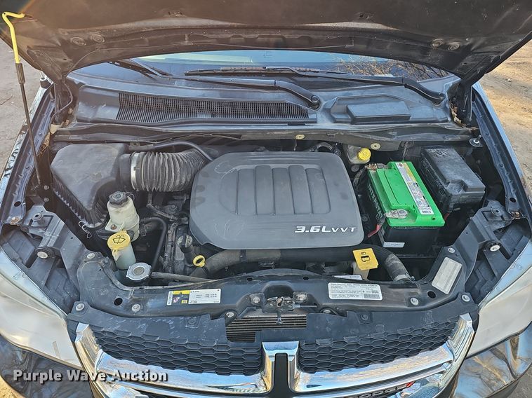 image for item DK0573 2013 Dodge Grand Caravan van