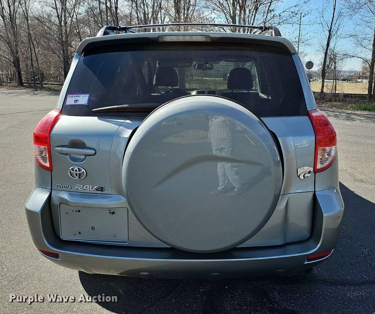 image for item DM1547 2007 Toyota  RAV4 SUV