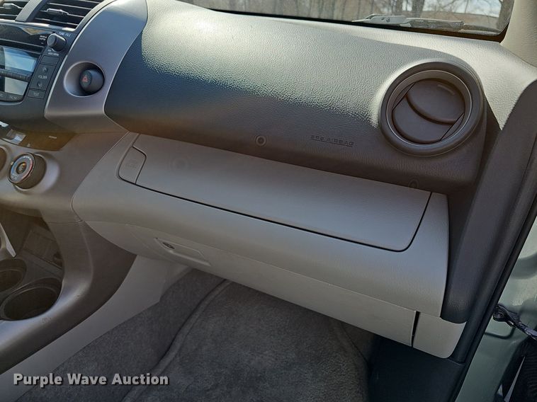 image for item DM1547 2007 Toyota  RAV4 SUV