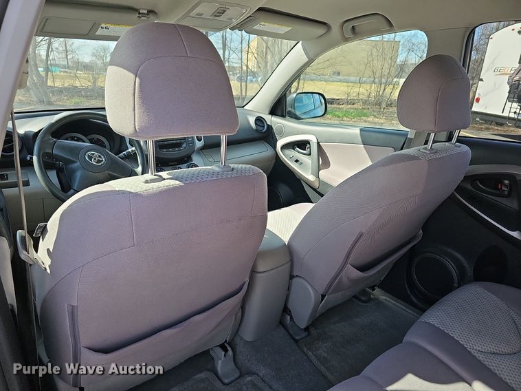 image for item DM1547 2007 Toyota  RAV4 SUV