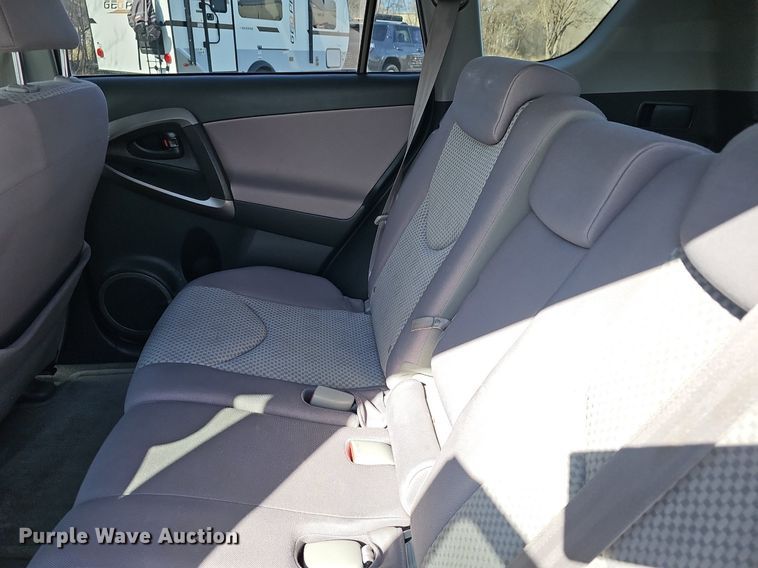 image for item DM1547 2007 Toyota  RAV4 SUV