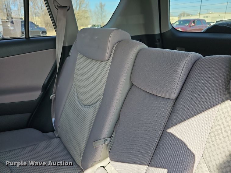 image for item DM1547 2007 Toyota  RAV4 SUV