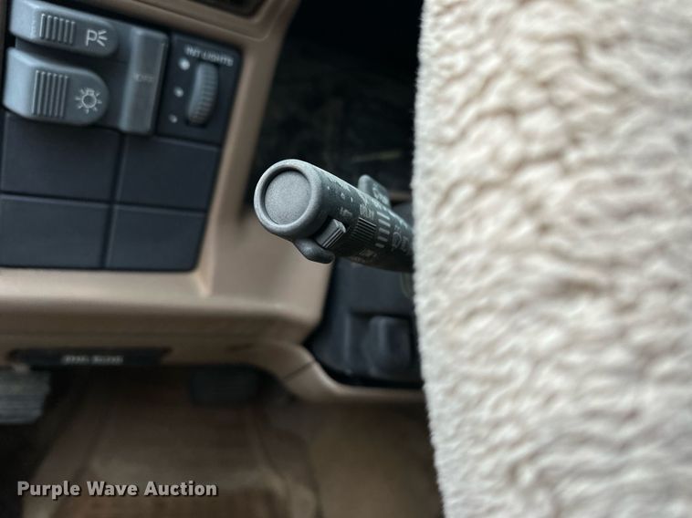 image for item DM2667 1997 Chevrolet S10 Ext. Cab pickup truck