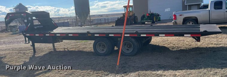 image for item DM2691 2010 Maxey tilt deck equipment trailer
